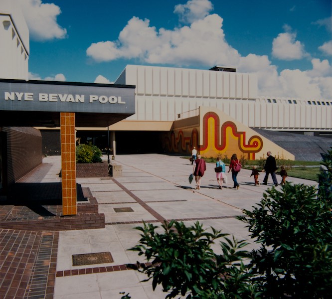 Enweby fullscreen background slideshow