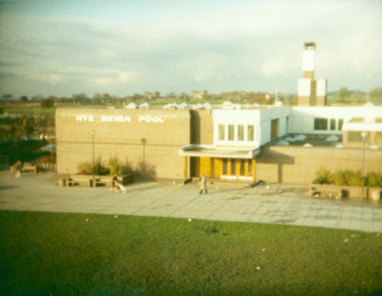 Enweby fullscreen background slideshow